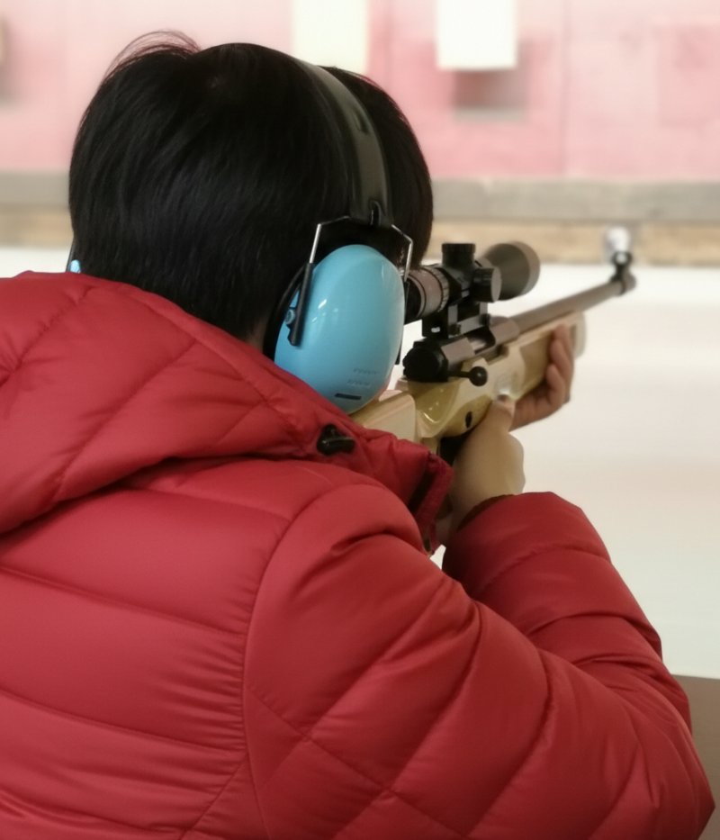 Sporting gun experience under supervised range conditions